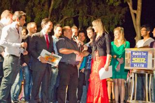 Vacaciones con SER Madrid Sur 2012: Entrega del Premio con los Grupos.