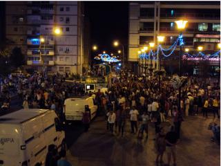 Miles de personas participan con el “Bus de la Radio” en las fiestas de la zona sur de Madrid