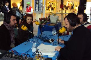 SER Madrid Sur (94.4 FM) inicia su dcima campaa de recogida de juguetes y apadrinamientos por Navidad  