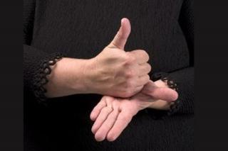 La asociacin de sordos de Getafe oferta un curso de lengua de signos espaola