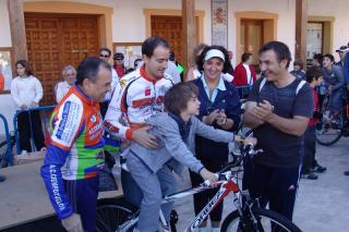 Cientos de personas participan en el Da de la Bicicleta de Ciempozuelos.