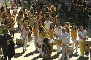 Ms de 3.000 personas participan en el Carnaval de Fuenlabrada.
