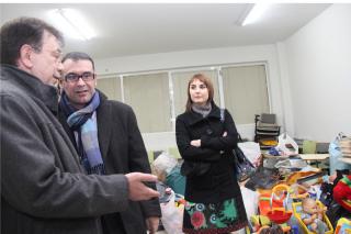 Los vecinos de Parla entregan 2.500 juguetes a las familias de la ciudad con dificultades