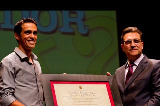 Alberto Contador recibe su reconocimiento como hijo predilecto de Pinto
