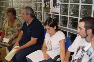 La familia del hombre desaparecido en Perales del Ro pide al alcalde de Getafe que dimita por decir que tena antecedentes penales. 