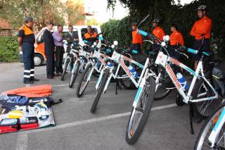 Comienzan a patrullar en Legans las bicicletas de Proteccin Civil con primeros auxilios.