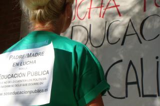 El seguimiento de la tercera jornada de huelga en la educacin baja en el sur de Madrid, pero sigue superando al resto de la regin