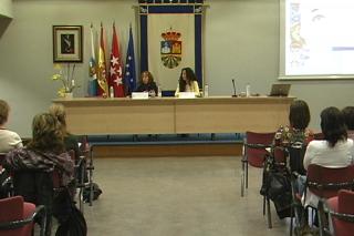 La doble discriminacin sobre la mujer inmigrante, a debate en Fuenlabrada.