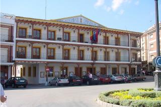 El Ayuntamiento de Ciempozuelos crea nuevas plazas de aparcamiento en la Avenida del Consuelo.