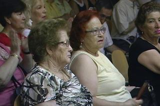 El programa Mayores acompaados atendi a 55 ancianos de Fuenlabrada en 2011.