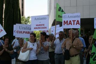 Juicio contra Uralita por el caso de dos mujeres de trabajadores de la empresa de Getafe que enfermaron por el amianto.