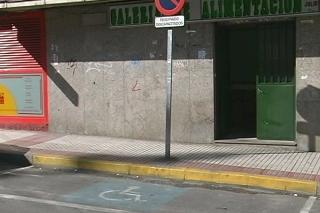 Ms vigilancia para las plazas de aparcamiento para discapacitados en Fuenlabrada.