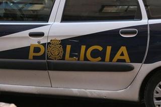 La Polica detiene a dos acusados de robos en joyeras de Getafe y Fuenlabrada.