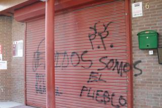 Aparecen pintadas insultantes tambin en la sede de UGT en Pinto.