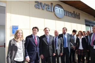 Manglano inaugura la nueva sede de Avalmadrid de Getafe que atender a pymes y autnomos de la zona sur.