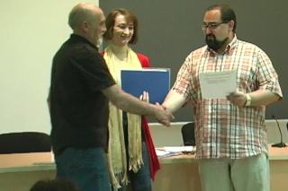 Administrativos o cocineros recogen sus diplomas de formacin laboral en el CIFE de Fuenlabrada.