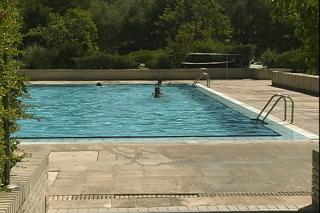Grandes diferencias en la tarifas de las piscinas de verano de los municipios de la regin.