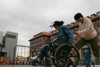 Jornada en Legans sobre las dificultades de los discapacitados para desplazarse.