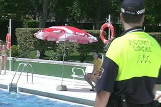 La Polica de Getafe mantiene el plan de vigilancia preventiva en las piscinas de verano