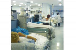 CCOO denuncia la existencia de pacientes en los pasillos del Hospital Severo Ochoa cuando hay salas cerradas.
