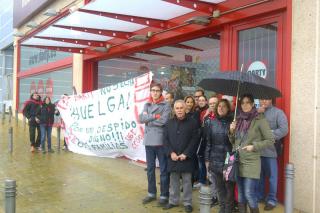 Ms de cien empleados de Darty en el sur de Madrid inician una huelga contra el cierre de las tiendas en Espaa.