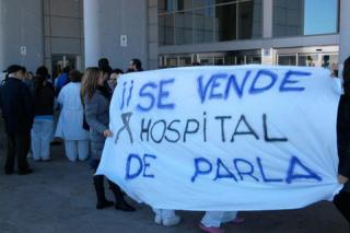 Los trabajadores del Hospital de Parla creen que el presidente de HIMA despeja las dudas sobre la privatizacin.
