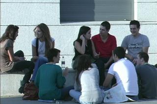 Los alumnos dicen que la universidad madrilea ya es la ms cara del pas y rechazan la subida del 20 por ciento.