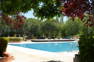 Gran temporada de verano en la piscina de Valdemoro con 12.000 baistas en un mes.