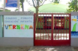 Las AMPAS de los colegios Verbena y Valle Incln acusan de falta de diligencia al Defensor del Pueblo.