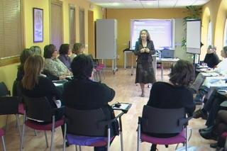 Familias en Igualdad, Coaching y Cosmtica Natural, entre los nuevos cursos para las mujeres de Fuenlabrada.
