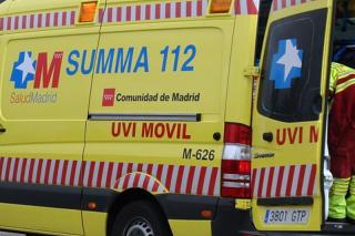 Hospitalizado grave un motorista tras un accidente con un turismo en Getafe.