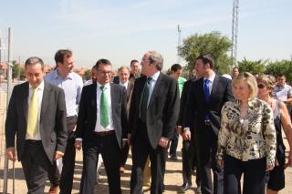 El Ministro de Educacin y la Delegada del Gobierno en Madrid visitan los proyectos financiados en Parla por el Plan E.