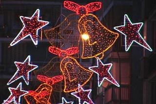 Los vecinos de Torrejn de la Calzada empiezan a disfrutar de la magia de la Navidad.