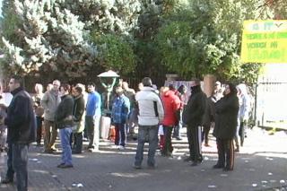 Los trabajadores de Aserpinto deciden continuar con la huelga pese a la adjudicacin del servicio.