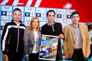 Alberto Contador presenta la Escuela de Ciclismo de su Fundacin en Pinto.