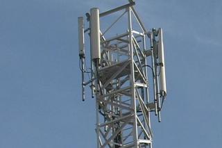 El Ayuntamiento de Pinto desestima la reclamacin de 136.000 euros por los efectos de dos estaciones de telefona.
