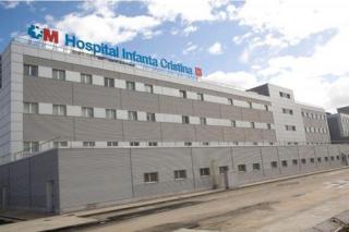 La empresa Sacyr vende casi la mitad de su participacin en los hospitales de Parla y Coslada por 90 millones.