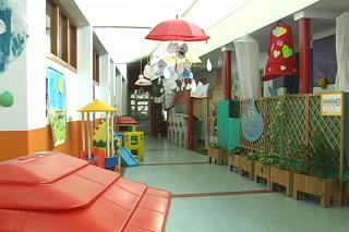 826 nios siguen en lista de espera para optar a una Escuela Infantil en Fuenlabrada  