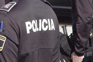 Tres detenidos por robar 12.000 euros a una mujer en Parla y por un intento de homicidio en Madrid