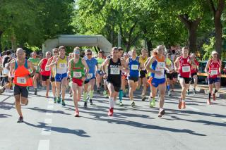Ms de 1.500 corredores toman la salida en la carrera popular de Valdemoro celebrada este domingo