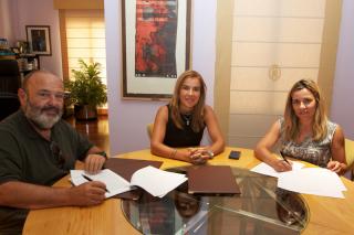 El Ayuntamiento de Pinto firma la cesin del centro de personas con discapacidad a una fundacin