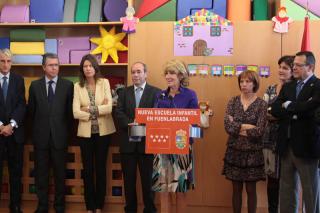 Aguirre y Robles inauguran la undcima escuela infantil de Fuenlabrada