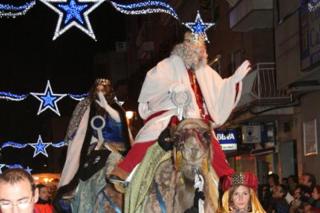 Los Reyes Magos llenan de ilusin el sur de Madrid con cabalgatas, helicpteros y representaciones