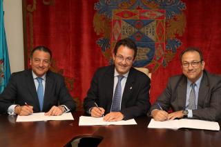 Ayuntamiento de Leganés, UNELE y Bankinter firman un convenio para facilitar productos bancarios