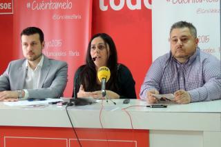 Cristina Vélez: “Perdón a los parleños por lo que ha surgido, pero les pido que confíen en el PSOE”
