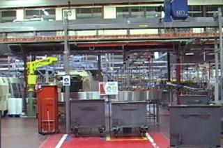 Coca Cola entra en la fábrica de Fuenlabrada para comenzar los trabajos de limpieza y acondicionamiento