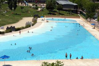 El gobierno de Parla pide a la concesionaria de piscinas que mejore los problemas de seguridad y salubridad