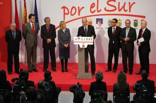 Chaves muestra el apoyo del Gobierno central al Plan Estratgico del Sur y se compromete a organizar reuniones entre alcaldes y Ministerios.