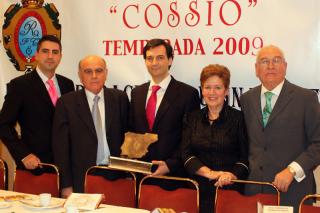 SER Madrid Sur (94.4 FM) recibe el premio Cosso a la difusin de la Fiesta en radio