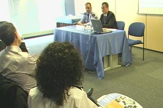 Expertos policiales en la investigacin de accidentes laborales comparten experiencias en un encuentro en Fuenlabrada.